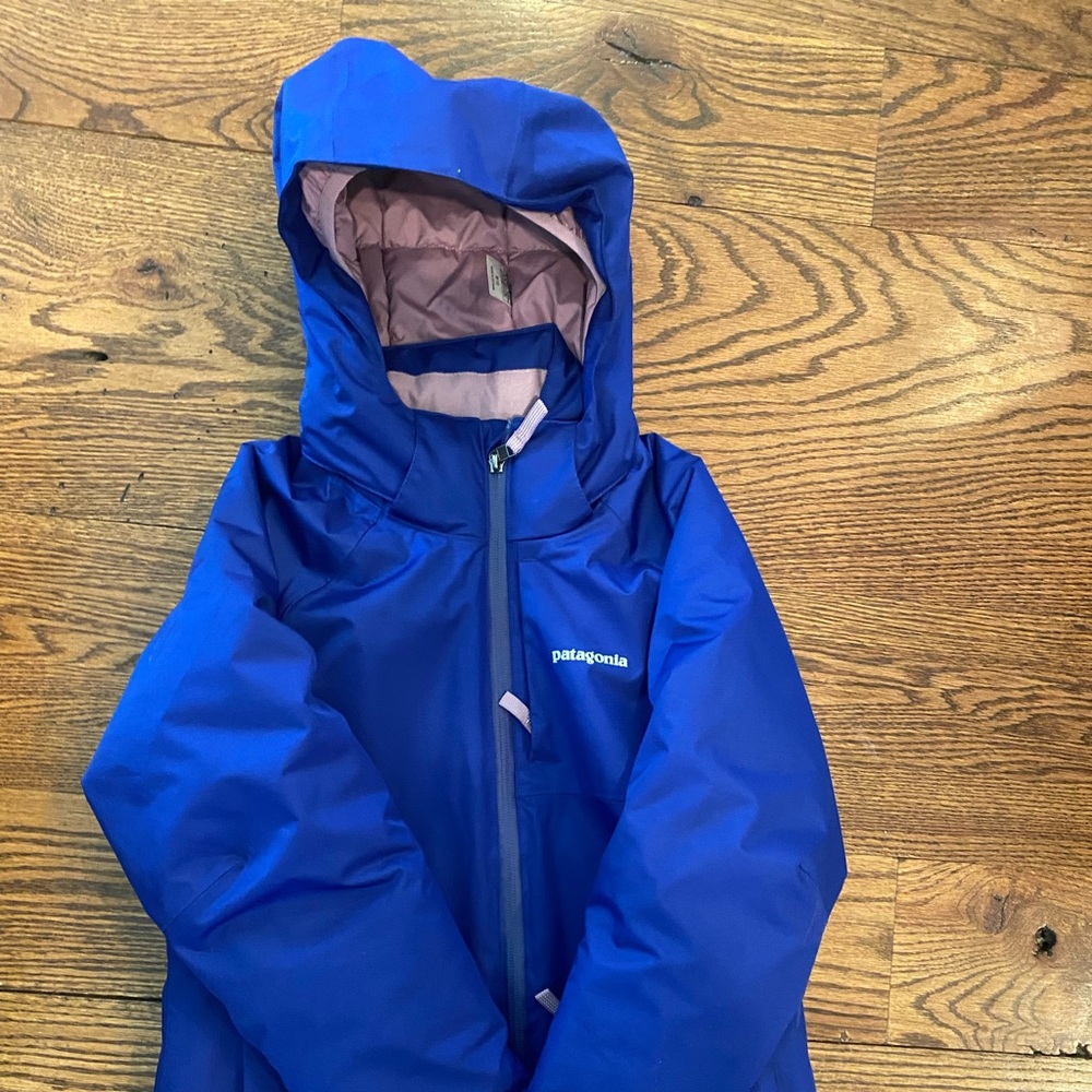 Patagonia snowbelle jacket- girls